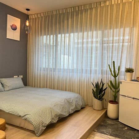 定春行旅 Haru Guesthouse Tainan Exterior foto